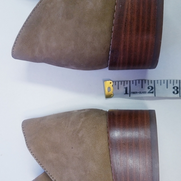 Eileen Fisher | Suede Grey Ankle‎ Boot, size 9 - Picture 2 of 6